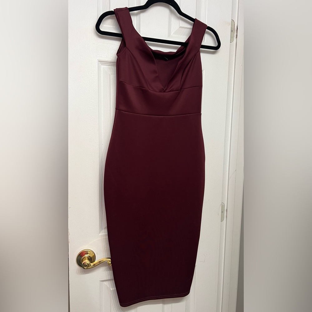 Elegant Burgundy Dress